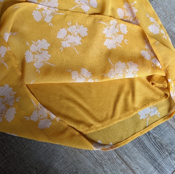 Gilli Floral Mustard Mini Faux Wrap Dress - Picture 5 of 6